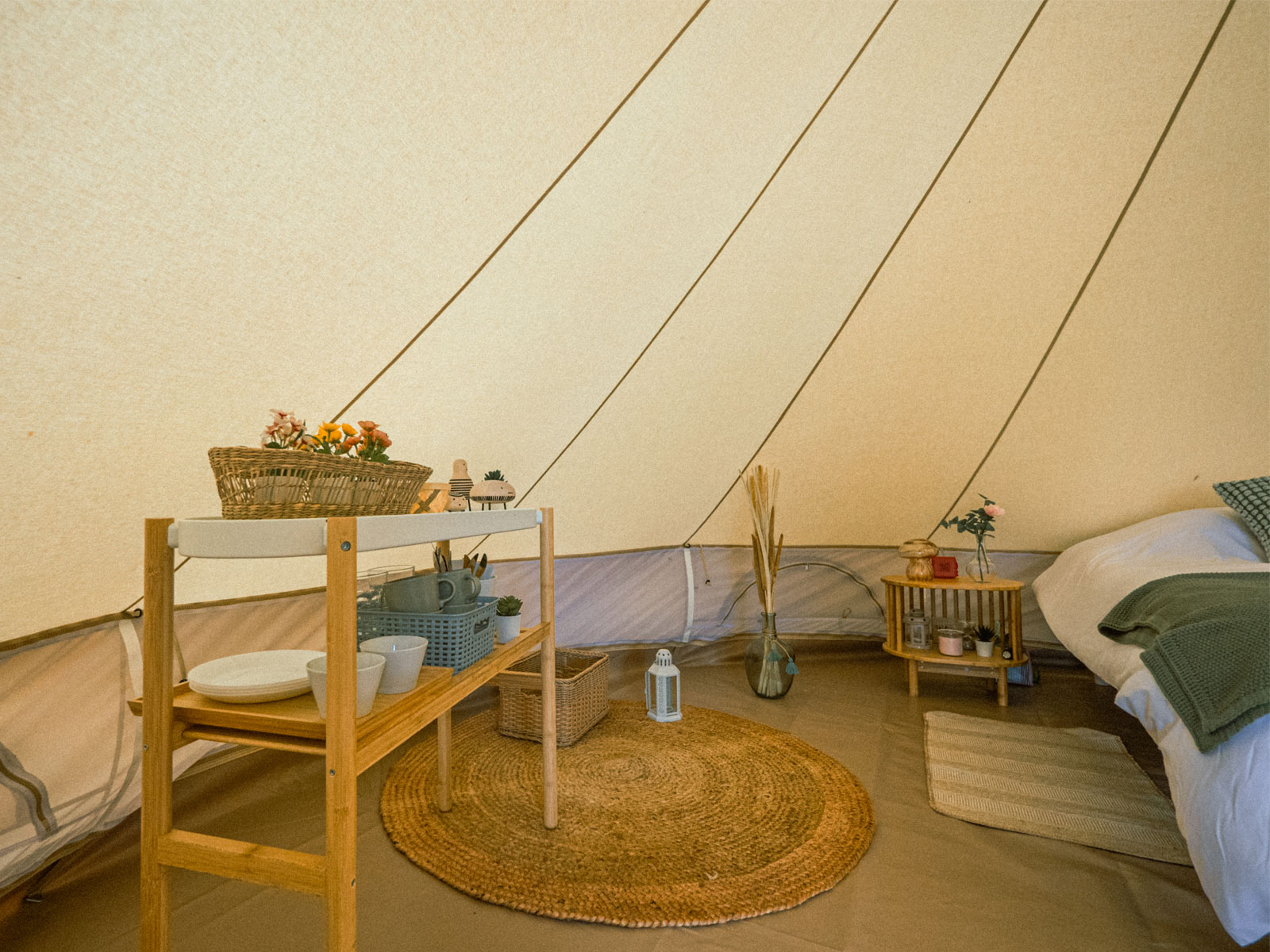 Reves2bulles tente de Monein