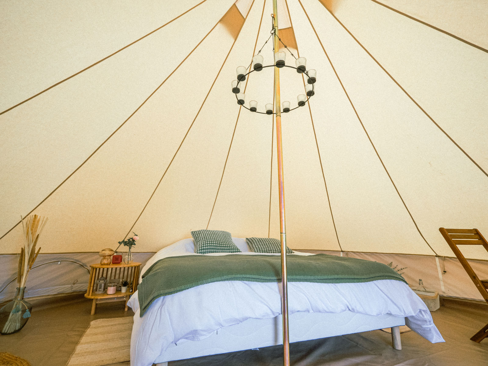 Reves2bulles tente de Monein