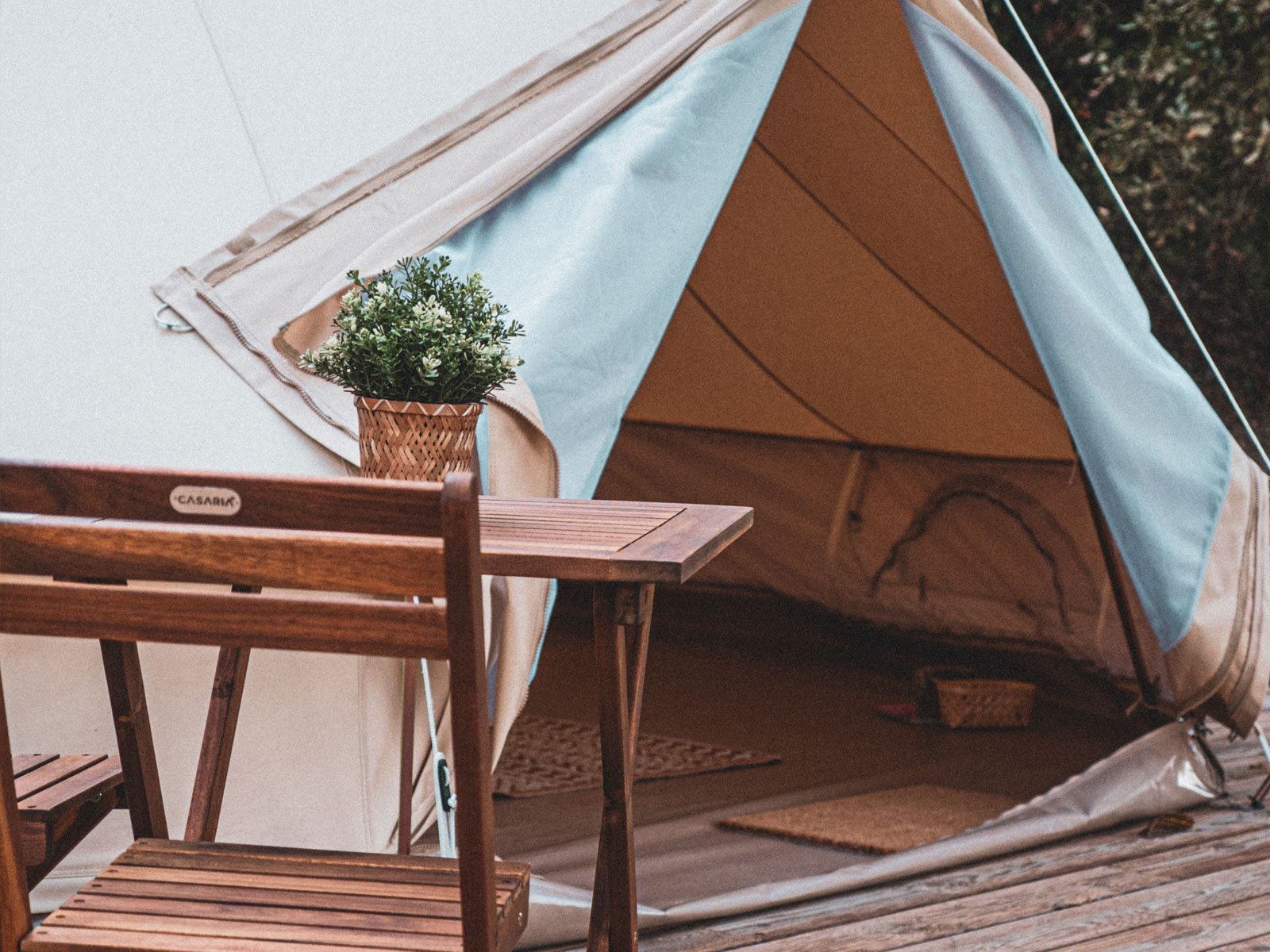 Reves2bulles tente de Monein