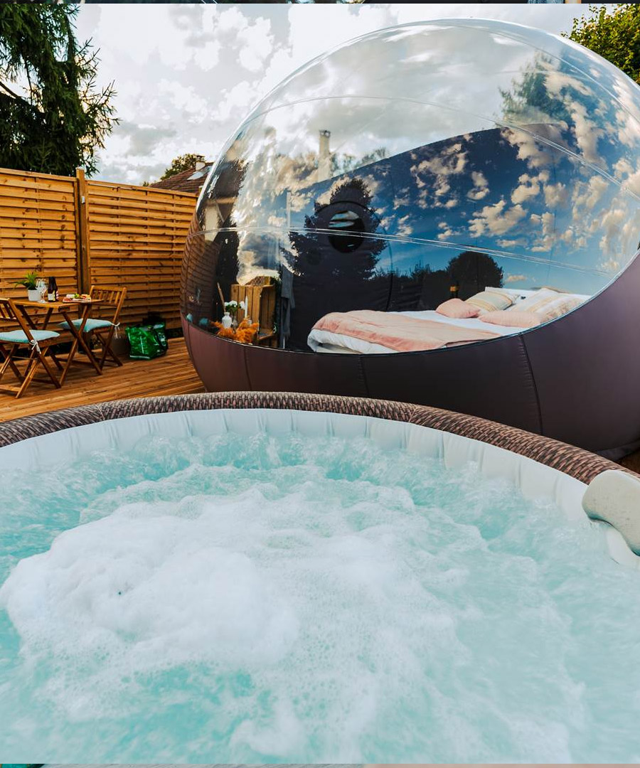 Concept du glamping bulle et dôme